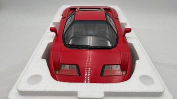 KK-Scale 1:12 - Modelauto - Bugatti EB110 1991 - (cod.O7)