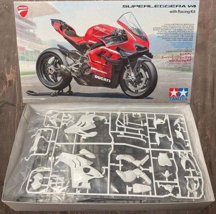 Tamiya - Bouwpakket Modern, Hobby en Vrije tijd, Modelauto's | 1:5 tot 1:12