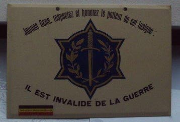 Il Est Invalide de la Guerre - Plaque émaillée - Plaque
