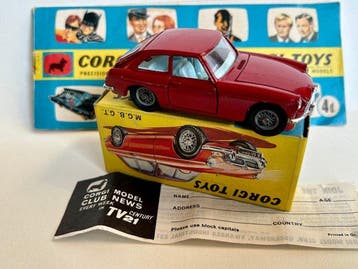 Corgi 1:43 - Modelauto - M.G.B. G.T. - Zeer, zeer nabij