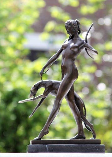 Statue, diana met windhond - 32 cm - marbre bronze