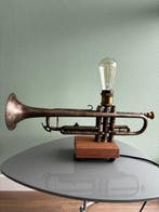 Hsinghai - Lamp - Metaal, Hout - Unieke trompetlamp