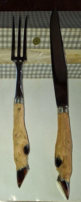 Rare Service de découpe pour Roti , Eloi - Pernet -