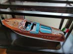 Riva Aquarama 53 cm modelisme bois maquette 1:14 - Halfmodel