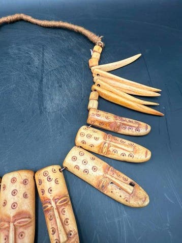 collier - DR Congo (Zonder minimumprijs)
