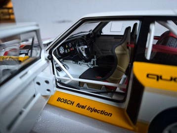 Autoart 1:18 - Voiture de sport miniature - Audi Sport