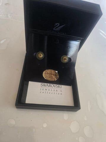 Swarovski - Beeldje - Swarovski gold-tone chain drop