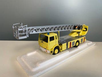 CEF 1:43 - Model vrachtwagen - Renault EPA 30 Grande Echelle