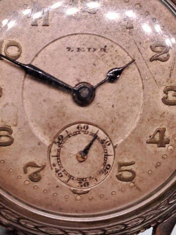 Yerva - Genève – Trench Watch – Manual Winding – Small, Nieuw