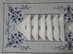 Tovaglia ricamata a mano in misto lino 12 posti gran misura