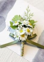 Luxe Corsage Madeliefjes Boutonnière op pinclip met speld, Nieuw