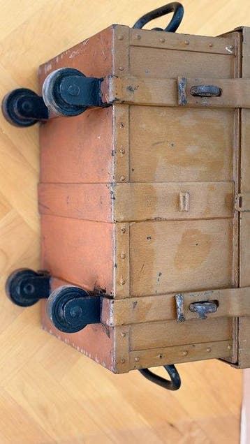 Coffre-fort - Fer forgé - roues, Antiquités & Art