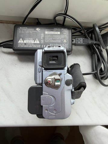 Sony DCR-PC6E MiniDV Original Sony Netzteil Appareil photo