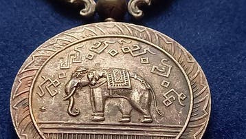 Thaïlande. Silver Chakra Mala Medal 15 Years of