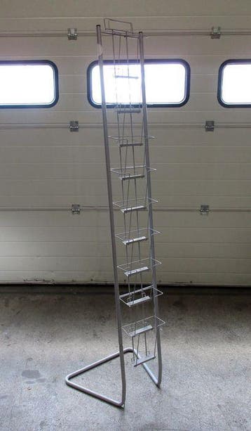 Folderhouder, Display met 9 vakjes, B27 x D38 x H180 cm, Nieuw in verpakking