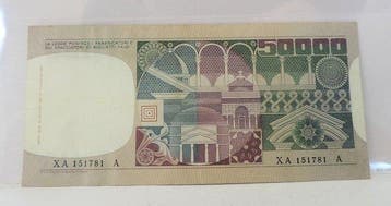 Italie. - 50.000 Lire 1977 - Volto di donna - R3 - Serie