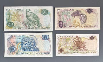 Nieuw-Zeeland. - 4 Banknotes - Various Dates - incl., Postzegels en Munten