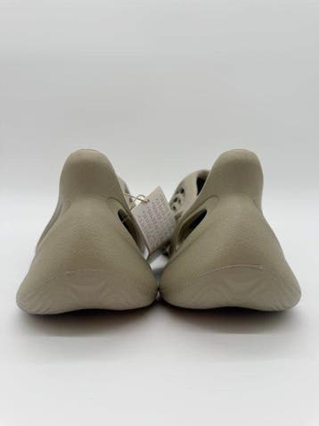 Yeezy X Adidas - Yeezy Foam Runner Stone Salt - Sneakers -, Vêtements | Hommes
