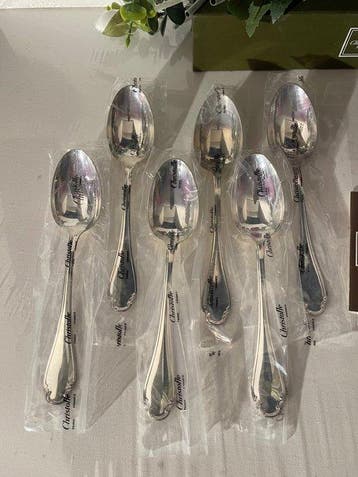 Christofle - Lepel - Set van 12 nieuwe eetlepels,