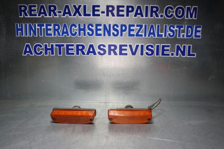 Knipperlichten voorste, Opel Manta A, Hella. (Exterieur), Autos : Pièces & Accessoires, Carrosserie & Tôlerie, Envoi