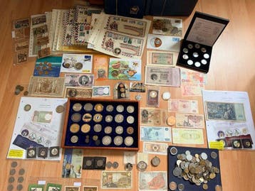 Wereld. Collection of coins and medals (Zonder minimumprijs)