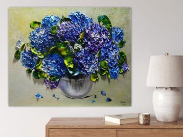 Bajor Kinga - Hydrangeas
