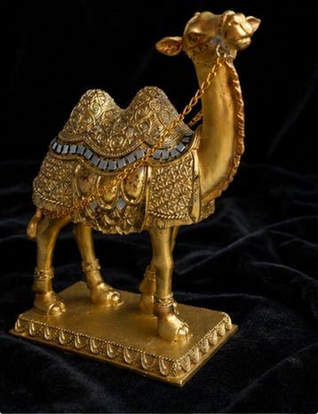 Gold Camel Figure, Elegant symbol of the Prosperity &, Antiek en Kunst