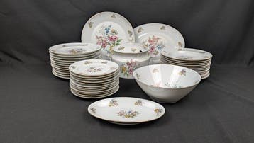 Royal Tettau - Bavaria - Seltmann Weiden Group - Eetservies