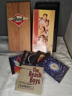 The Beach Boys - Good Vibrations - 5 CDs + booklet - CD box, Cd's en Dvd's, Nieuw in verpakking