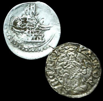 Wereld. Clash of Empires: 16th Century Madonna Silver Denier