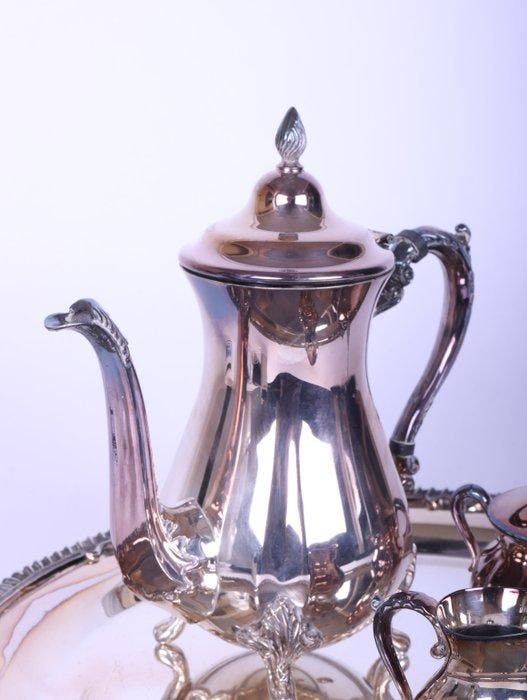Viners - Theepot - Silver-plated coffee and tea service on, Antiek en Kunst, Curiosa en Brocante
