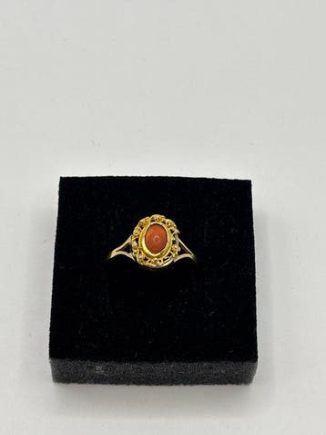 Bague - 14 carats Or jaune Corail rouge, Bijoux, Sacs & Beauté