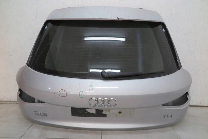 Audi Q3 RSQ3 8U 11-18 achterklep, Autos : Pièces & Accessoires, Carrosserie & Tôlerie, Envoi