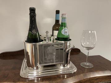 Refroidisseur à vin - pour 4 bouteilles avec compartiment à
