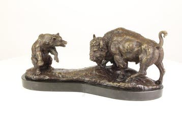 Sculpture, Elegant Bronze Composition “Bull and Bear” — in