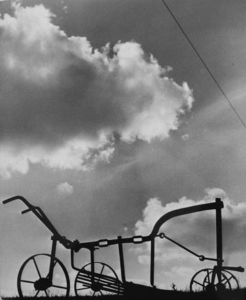 Jean Ribiere (1922 - 1989) - Charrue sous un ciel dorage -