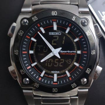 Seiko - Seiko Clásico Multifunción – Elegancia Atemporal en