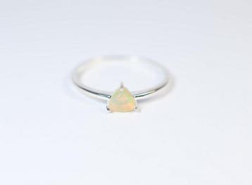 Ethiopisch opaal / Welo-opaal ring / nieuw- 1.18 g - (1)