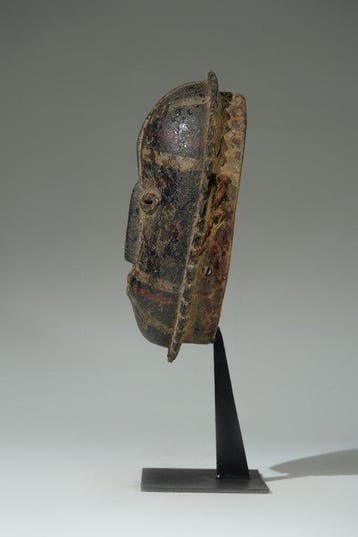 Een houten masker - Bété. - Ivoorkust (Zonder minimumprijs)