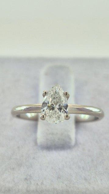 Ring - 14 karaat Witgoud - 0.58ct. tw. Diamant (Natuurlijk), Handtassen en Accessoires, Ringen, Nieuw
