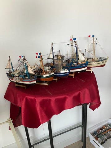 Maritieme objecten (5) - 5 franse kotters - Hout