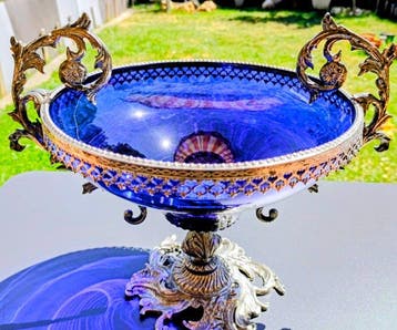 Plateau décoratif - spain - Bol ancien en cristal bleu