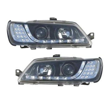 PHARES POUR PEUGEOT 306 97-01 FEUX DIURNES FOND NOIR, Verzenden