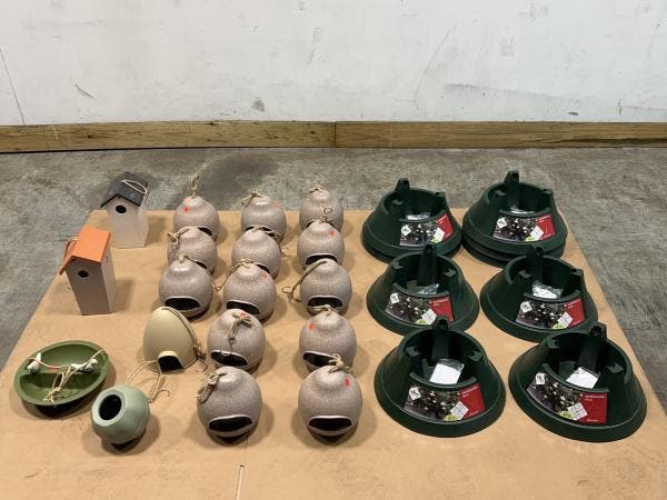 Veiling - Vogelhuisjes en kerstboomstandaard set 24-delig, Huis en Inrichting, Overige Huis en Inrichting