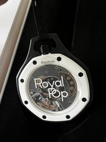 Swatch Royal Pop - royal pop - Sans prix de réserve -