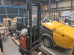 Elektrische stapelaar BT SWE 120 L, Ophalen