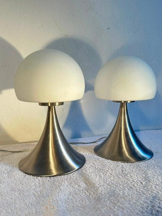 Lampe de table (2) - Opaline - Lampes tactiles, Antiquités & Art, Curiosités & Brocante
