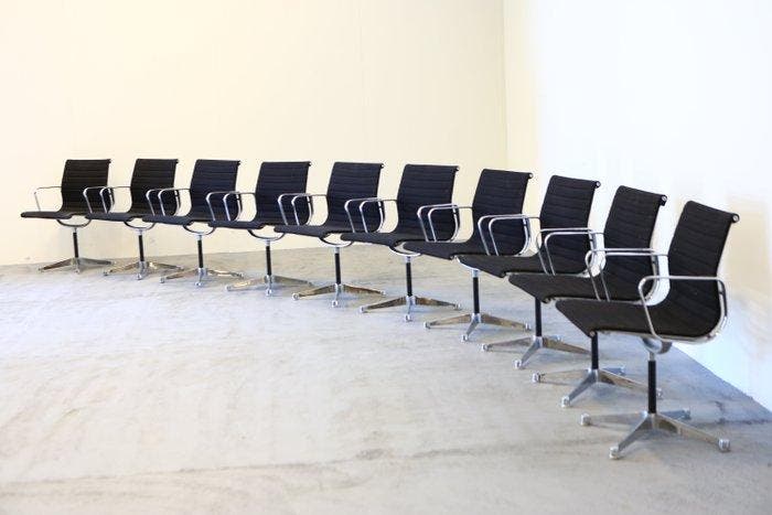 Herman Miller - Charles & Ray Eames - Ensemble de sièges, Antiquités & Art, Art | Objets design