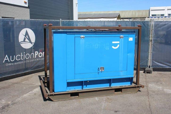 Veiling: Generator Epping Diesel 30kVA, Articles professionnels, Machines & Construction | Générateurs, Enlèvement