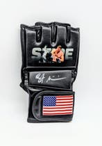 Stipe Miocic - Ondertekende MMA-handschoen -, Nieuw